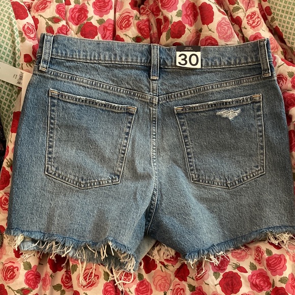 Gap Cheeky High Rise Distressed Shorts - Picture 5 of 5